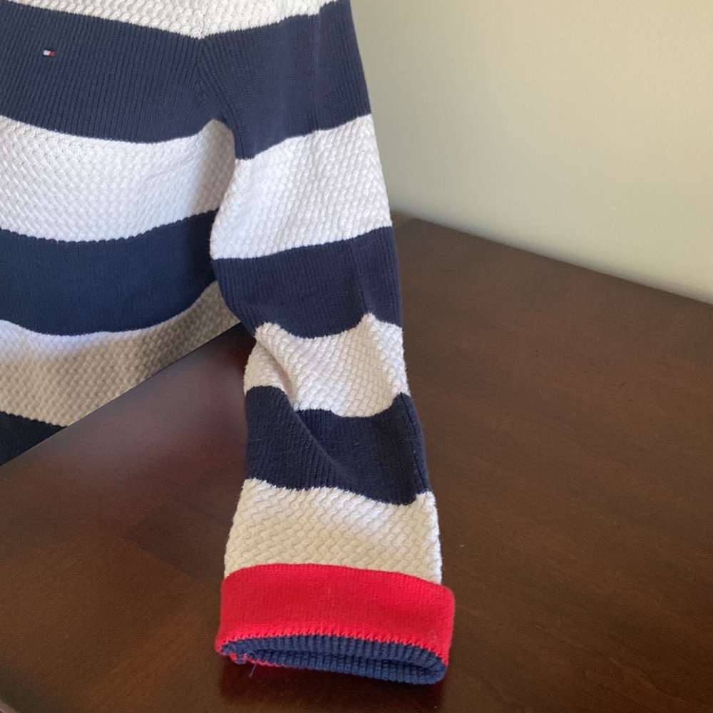 Tommy Hilfiger blue and white hoodie with pockets! Women’s size Medium.  EUC! - Picture 7 of 12
